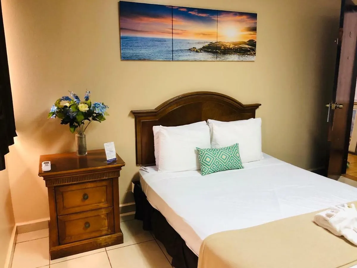 Arecibo Inn