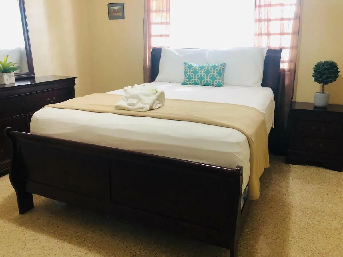 Arecibo Inn